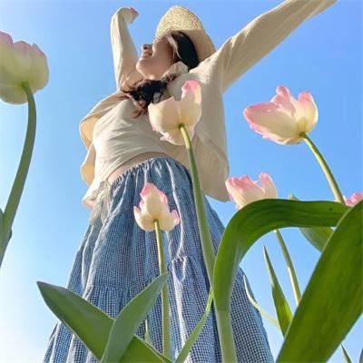 然后,她找到了我